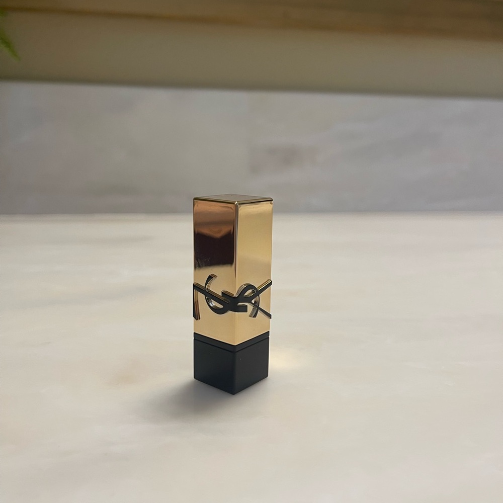 YSL Rouge Pur Couture MINI Travel Lipstick in RM Rouge Muse